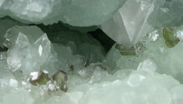 Prehnite with Sphalerite, Calcite and Apophyllite from O and G Industries Southbury Quarry, Southbury, New Haven County, Connecticut