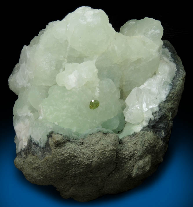 Sphalerite on Prehnite from O and G Industries Southbury Quarry, Southbury, New Haven County, Connecticut