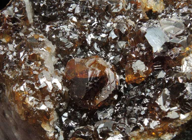 Sphalerite on Quartz from Manuelita Mine, Morococha District, Yauli Province, Peru