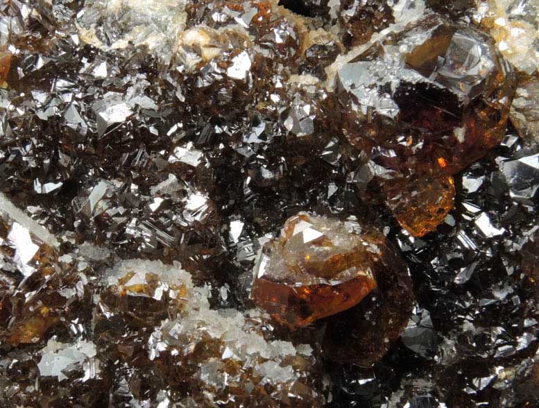 Sphalerite on Quartz from Manuelita Mine, Morococha District, Yauli Province, Peru