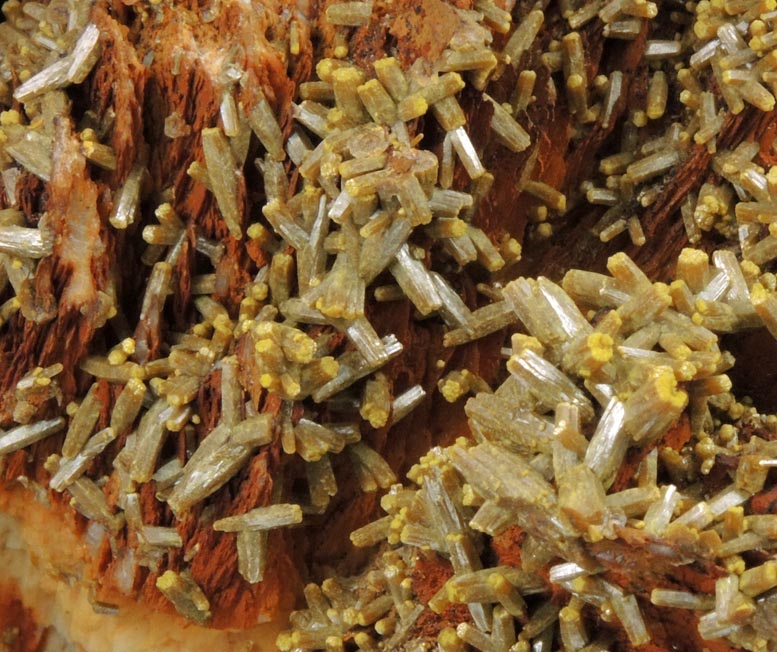 Pyromorphite on Barite from Mine des Farges, Ussel, Corrze, France