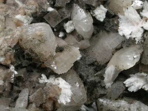 Heulandite-Ca from (BerufjrOur?), Iceland