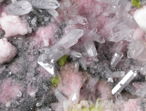 Helvite, Rhodonite, Quartz from Pachapaqui District, Bolognesi Province, Ancash Department, Peru