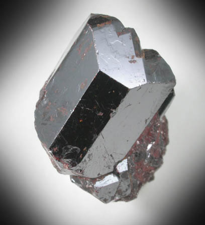 Rutile (twinned crystals) from Graves Mountain, 19.5 km east of Washington, Lincoln County, Georgia