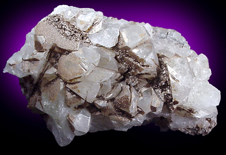 Datolite with Stilpnomelane from Roncari Quarry, East Granby, Connecticut