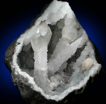 Calcite on stalactitic Quartz from Shirdi, Nashik District, Maharashtra, India