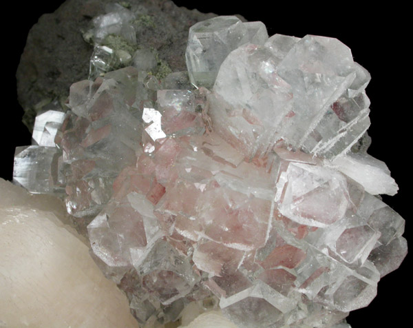 Apophyllite over Thomsonite with Stilbite-Ca from Rahuri, Nagar District, Maharashtra, India