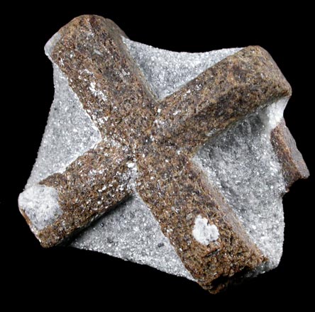 Staurolite (cruciform twin) from Pestsovye Keivy, Kola Peninsula, Murmanskaja Oblast', Russia
