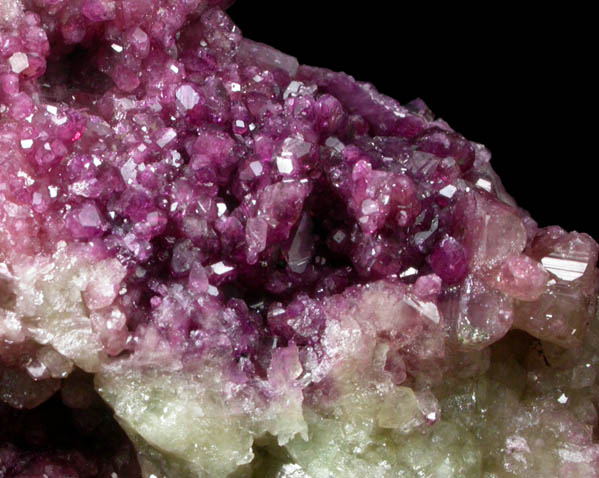 Vesuvianite from Jeffrey Mine, Asbestos, Qubec, Canada