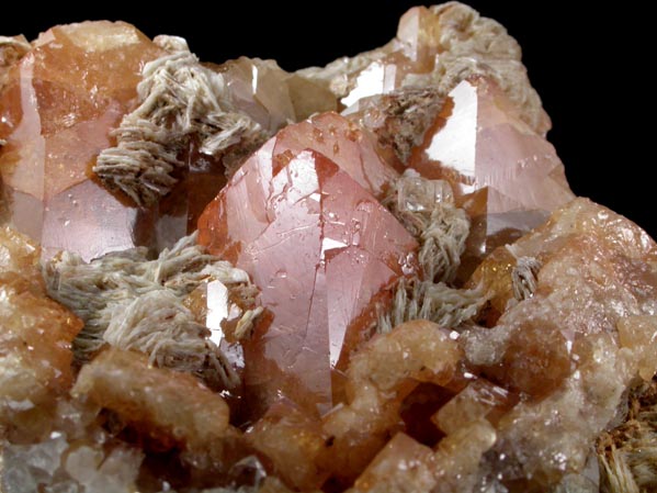 Scheelite with Muscovite and Quartz from Xuebaoding Mountain near Pingwu, Sichuan Province, China