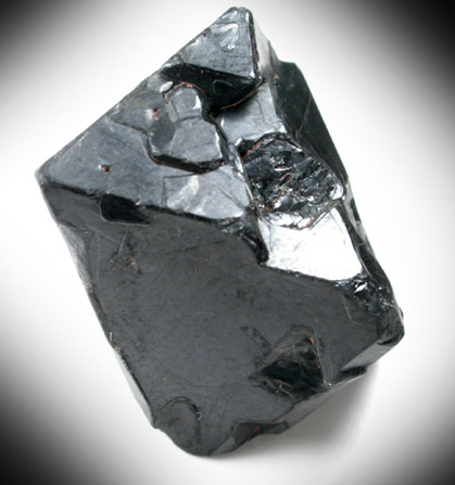 Spinel var. Ferroan Spinel from near Kolonne, Ratnapura District, 20 km NW of Embilipitiya, Sabaragamuwa Province, Sri Lanka