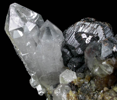 Sphalerite with Andradite Garnet and Quartz from El Mochito Mine, near Lake Yojoa, Santa Barbara, Honduras