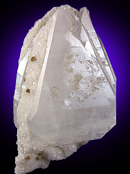 Scheelite on doubly-terminated Quartz from Henyang, Hunan Province, China