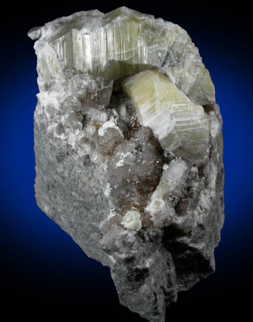 Weloganite from Francon Quarry, Montral, le de Montral, Qubec, Canada (Type Locality for Weloganite)