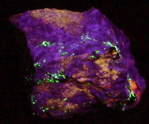 Clinohedrite and Hardystonite with Willemite from Franklin District, Sussex County, New Jersey (Type Locality for Clinohedrite and Hardystonite)