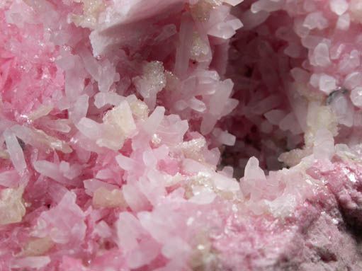 Rhodonite, Quartz, Axinite-(Mn) from Pachapaqui District, Bolognesi Province, Ancash Department, Peru