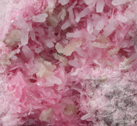 Rhodonite, Quartz, Axinite-(Mn) from Pachapaqui District, Bolognesi Province, Ancash Department, Peru