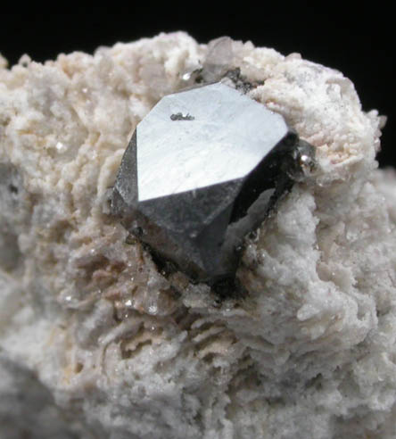 Bixbyite from Route 59 road cut, 32 km west of Winston, Sierra County, New Mexico
