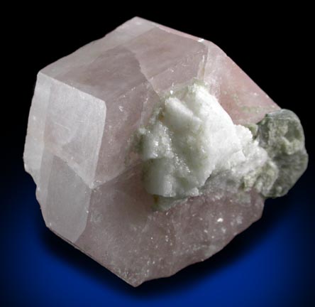 Fluorapatite with Muscovite and Albite from Kandahar Mine, Baha, Braldu Valley, Skardu District, Gilgit-Baltistan, Pakistan