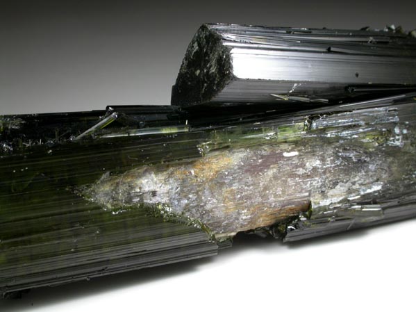 Elbaite Tourmaline with Lepidolite core zone from Itatiaia Mine, Conselheiro Pena, Minas Gerais, Brazil