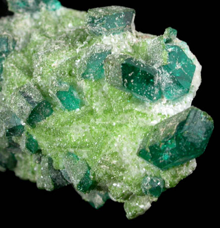 Dioptase with Duftite over Calcite from Tsumeb Mine, Otavi-Bergland District, Oshikoto, Namibia (Type Locality for Duftite)