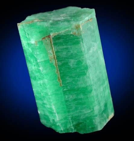 Beryl var. Emerald from Mount Dayakou tungsten mine, 6 km northeast of Mengdong village, Malipo County, Yunnan Province, China