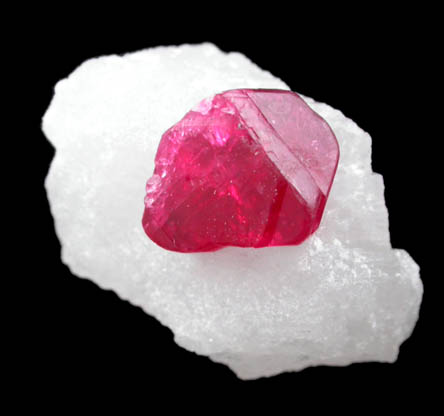 Spinel (Spinel Law-twinned) from Pein Pyit, Mogok District, 115 km NNE of Mandalay, Mandalay Division, Myanmar (Burma)