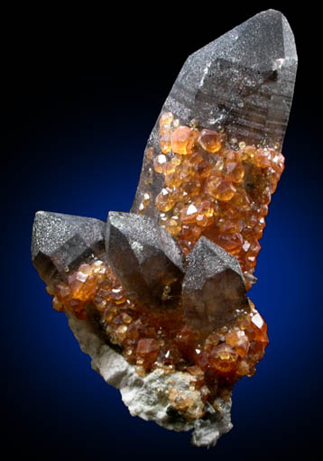 Spessartine Garnet on Smoky Quartz from Tongbei-Yunling District, Fujian Province, China