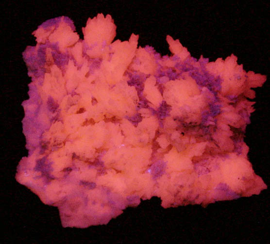 Calcite var. Manganocalcite with Dolomite from Pachapaqui District, Bolognesi Province, Ancash Department, Peru