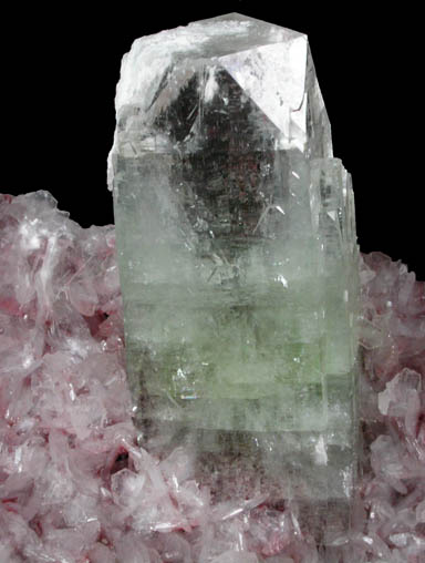 Apophyllite on Stilbite-Ca from Sinnar-Mahadari Quarry, Nashik District, Maharashtra, India