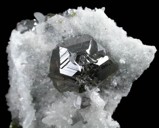 Sphalerite on Quartz from Mogila Mine, Madan District, Rhodope Mountains, Bulgaria