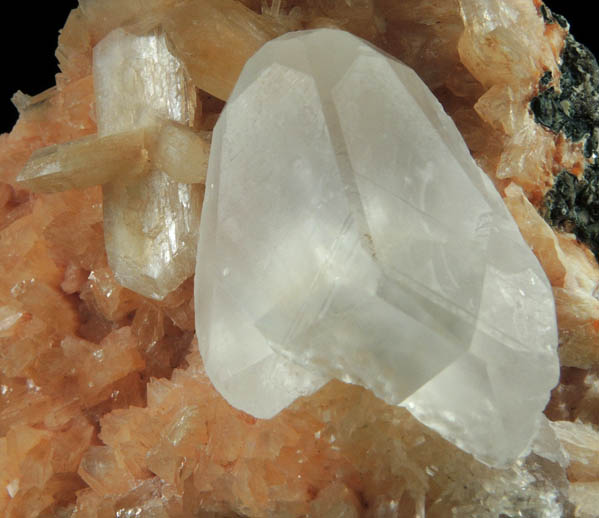 Stilbite, Calcite, Heulandite from Aurangabad, Maharashtra, India