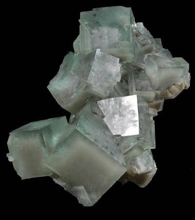 Fluorite with internal phantom growth zones from Huangshaping Mine, Guiyang, Hunan, China