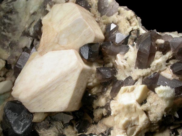 Microcline with Quartz var. Smoky Quartz from Moat Mountain, west of North Conway, Carroll County, New Hampshire
