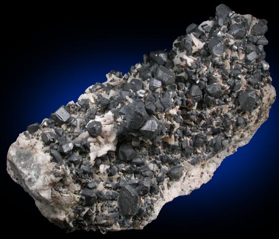 Sphalerite (Spinel-law twinned) on Dolomite from Tri-State Lead-Zinc Mining District, Treece, Cherokee County, Kansas