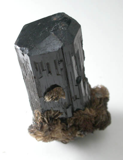 Arfvedsonite (rare terminated crystal) on Albite from Hurricane Mountain, east of Intervale, Carroll County, New Hampshire
