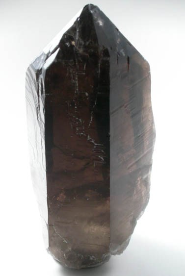 Quartz var. Smoky Quartz (Dauphiné-law twin) from Moat Mountain, west of North Conway, Carroll County, New Hampshire