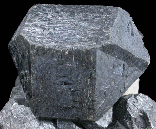 Sphalerite (Spinel-law twinned) from Tri-State Lead-Zinc Mining District, near Joplin, Jasper County, Missouri