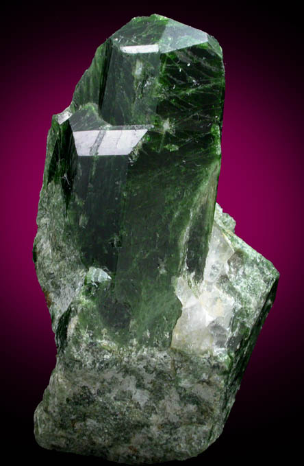 Diopside var. Chrome Diopside from Araua Pegmatite District, Minas Gerais, Brazil