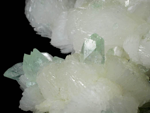 Stilbite-Ca with Apophyllite from Pune District, Maharashtra, India