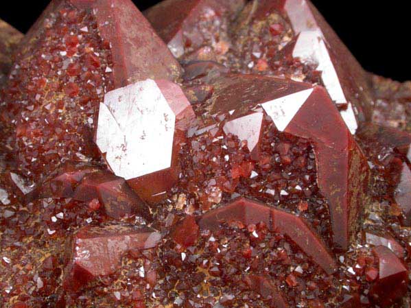 Quartz var. Amethyst Quartz with Hematite inclusions from Blue Point Mine, Pearl Station, Thunder Bay District, Ontario, Canada