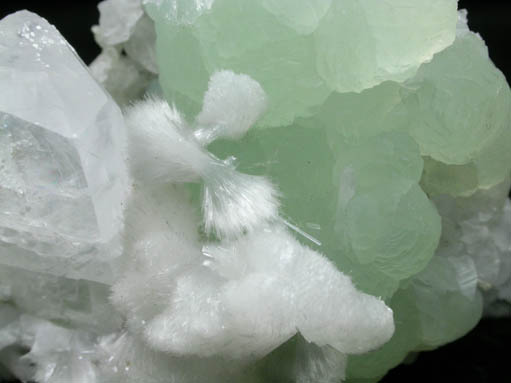 Thomsonite, Prehnite, Calcite from Lower New Street Quarry, Paterson, Passaic County, New Jersey