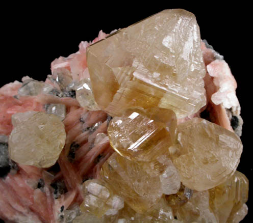 Cerussite on Barite from Mibladen, Haute Moulouya Basin, Zeida-Aouli-Mibladen belt, Midelt Province, Morocco