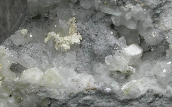 Weloganite, Dawsonite, Calcite, Quartz from Francon Quarry, Montréal, Île de Montréal, Québec, Canada (Type Locality for Weloganite)