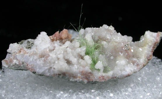 Jamborite pseudomorphs after Millerite in Quartz Geode from US Route 27 road cut, Halls Gap, Lincoln County, Kentucky