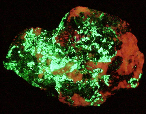 Diopside var. Schefferite with Calcite, Willemite, Franklinite from Franklin, Sussex County, New Jersey (Type Locality for Franklinite)
