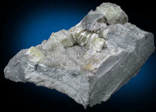 Weloganite and Calcite from Francon Quarry, Montral, le de Montral, Qubec, Canada (Type Locality for Weloganite)