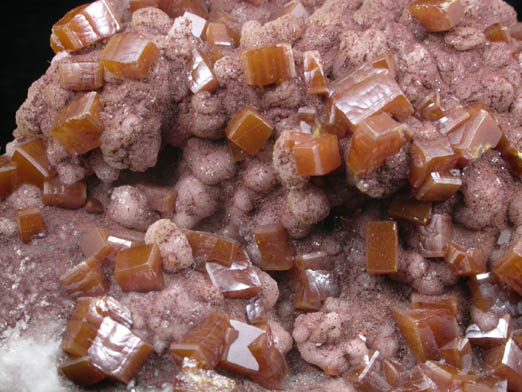 Wulfenite on Calcite from Sierra de Los Lamentos, Chihuahua, Mexico