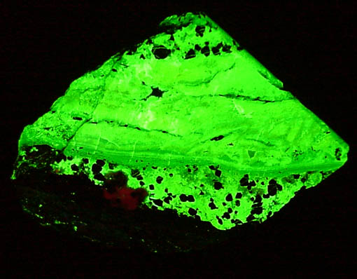 Willemite in Franklinite and Zincite from Franklin, Sussex County, New Jersey (Type Locality for Franklinite and Zincite)