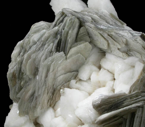 Muscovite and Stilbite from Pack Rat Mine, San Diego County, California